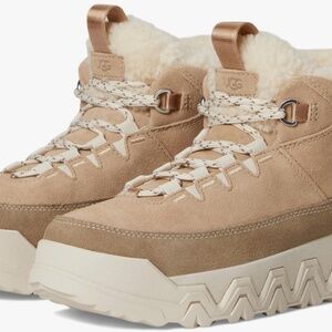 UGG Women's TerreTrail Cozy Lace Boot Sand Size 7 NIB #021S